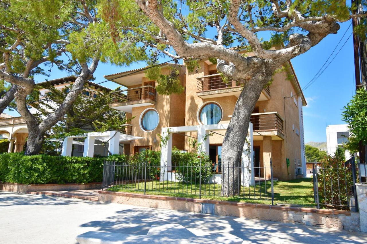 La Gola Apartment, First-Line Beachfront, Newly Refurbished Port de Pollenca Exterior photo